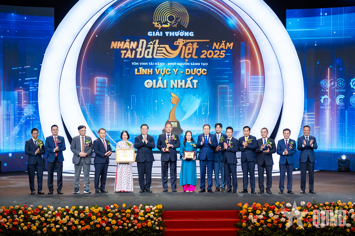 Chủ tịch Quốc hội Trần Thanh Mẫn dự Lễ trao Giải thưởng Nhân tài Đất Việt năm 2025